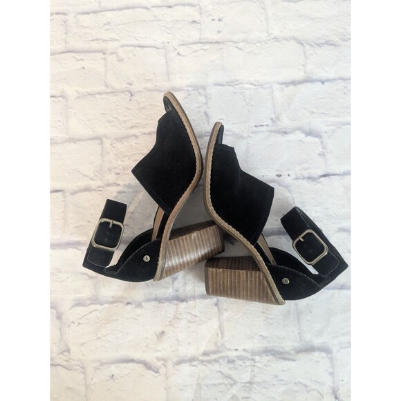 UGG Black Suede Aja Ankle Strap Sandals High Heels Women Size 6.5 Open Toe - Picture 4 of 9